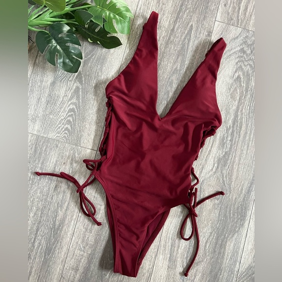 Burgundy aerie side tie deep plunge one piece - Picture 3 of 8